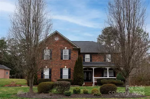 9839 Hofstra Ct, Mint Hill, NC 28227