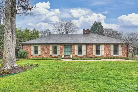 4601 Town And Country Dr, Charlotte, NC 28226