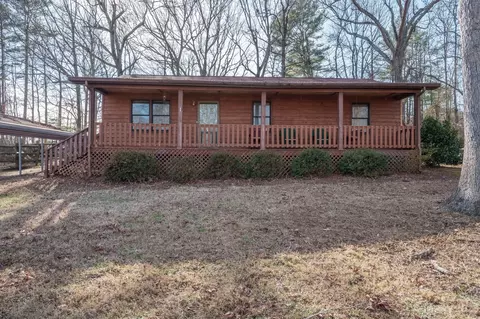1652 Maple Ln, Lincolnton, NC 28092