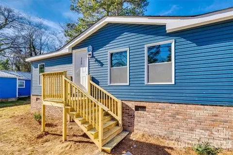 320 N Market St, Lancaster, SC 29720