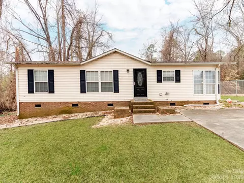 10009 Earney Dr, Charlotte, NC 28214