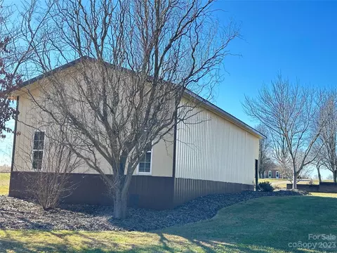 2390 Plateau Rd, Vale, NC 28168 photo 3