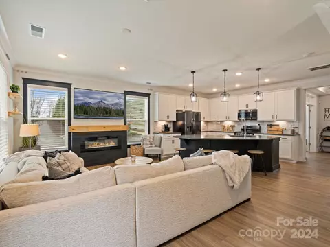 500 Laurel Walk Ln, Belmont, NC 28012