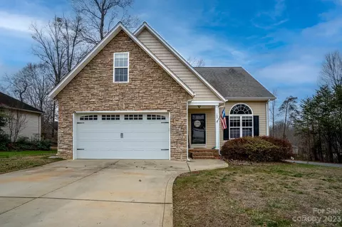 102 Kayla Dr, Salisbury, NC 28146