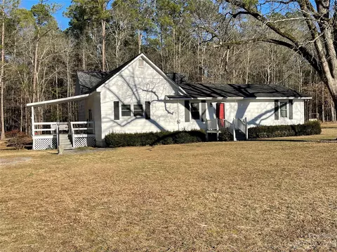406 Fair E St E, Bethune, SC 29009 photo 2