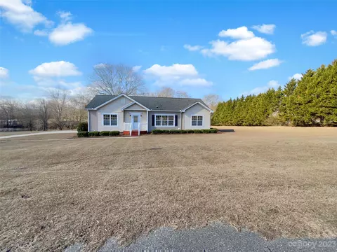 736 Church Park Dr, Clover, SC 29710