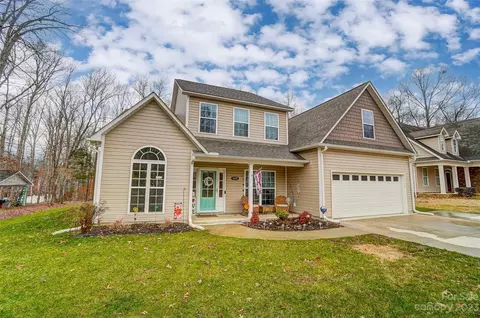 1675 Sharon Ln, Lancaster, SC 29720