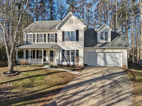 6204 Moss Bank Ct, Charlotte, NC 28262