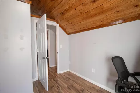 70 4th Em St, Marion, NC 28752 photo 33