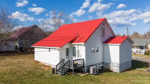 70 4th Em St, Marion, NC 28752 photo 10
