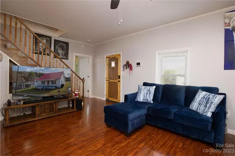70 4th Em St, Marion, NC 28752 photo 17