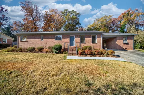 549 10th Street Nw Pl NW, Hickory, NC 28601