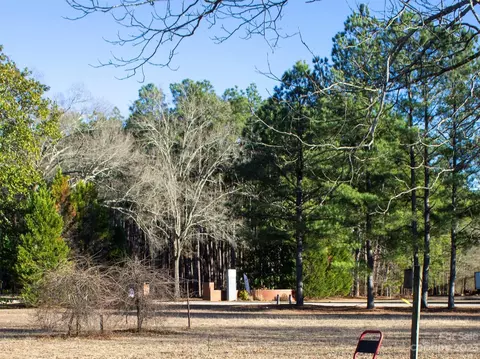 405 E Chestnut E St E, Bethune, SC 29009