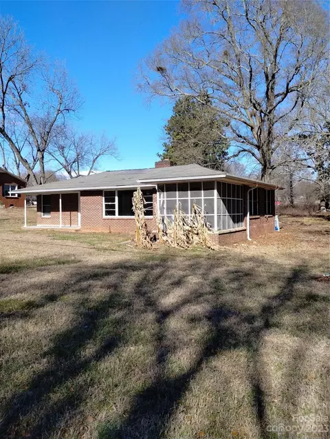 245 E College Ave, Shelby, NC 28152