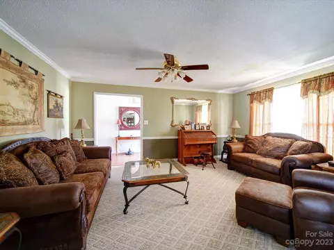 212 Chaney St, Wingate, NC 28174 photo 9