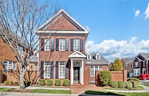 6332 Wakehurst Rd, Charlotte, NC 28226