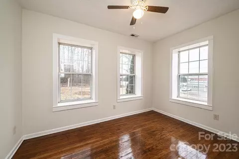 7 E Holly St, Maiden, NC 28650 photo 29