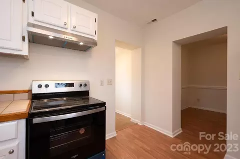 7 E Holly St, Maiden, NC 28650 photo 15
