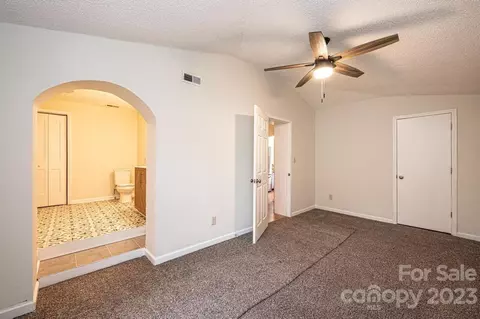 7 E Holly St, Maiden, NC 28650 photo 22