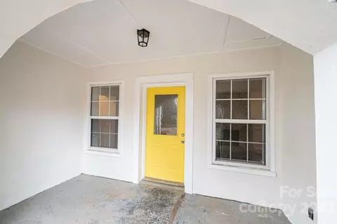7 E Holly St, Maiden, NC 28650 photo 5
