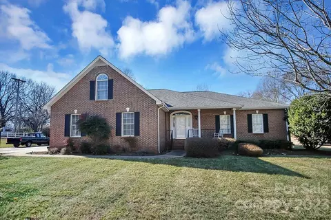 313 Country Club Acres, Kings Mountain, NC 28086