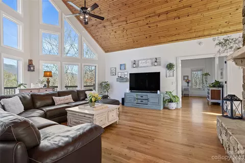 340 Highland View Ln, Mill Spring, NC 28756 photo 13