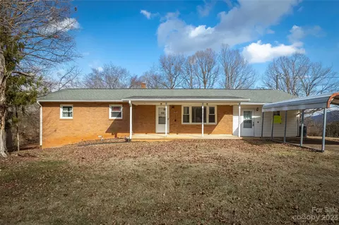 5769 Holland St, Morganton, NC 28655