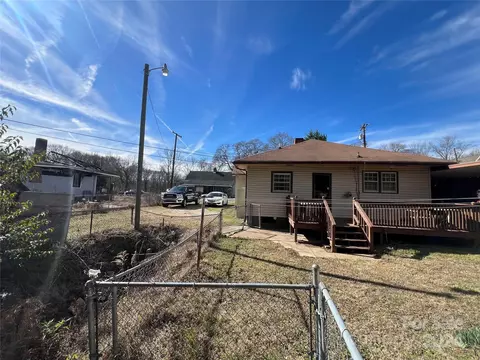 Exterior - 985 13th St, Lancaster, SC 29720 photo 9 of 9