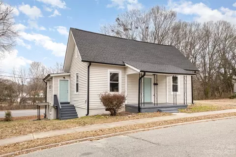 1104 W 7th Ave, Gastonia, NC 28052 photo 1