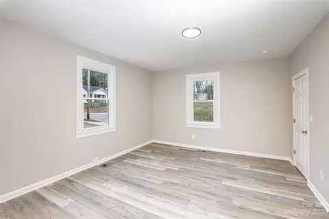 1104 W 7th Ave, Gastonia, NC 28052 photo 11