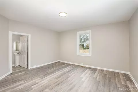 1104 W 7th Ave, Gastonia, NC 28052 photo 10