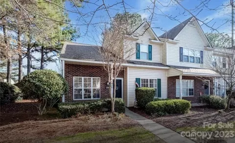 12303 Bluestem Ln, Charlotte, NC 28277