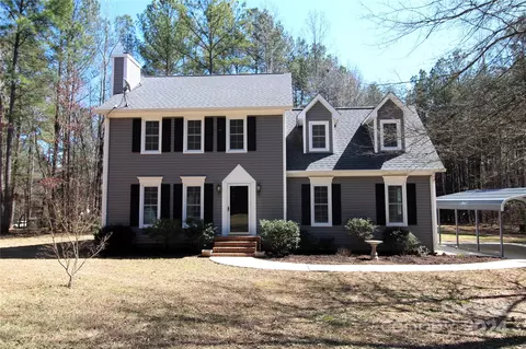 2500 Edgecomb Dr, Clover, SC 29710