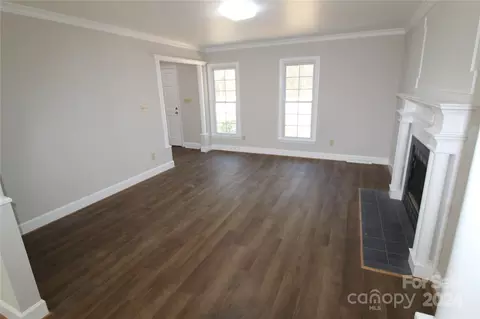 2500 Edgecomb Dr, Clover, SC 29710 photo 4