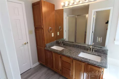2500 Edgecomb Dr, Clover, SC 29710 photo 17