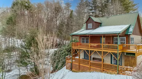 1099 Green Meadows 68 Dr #68, Todd, NC 28684