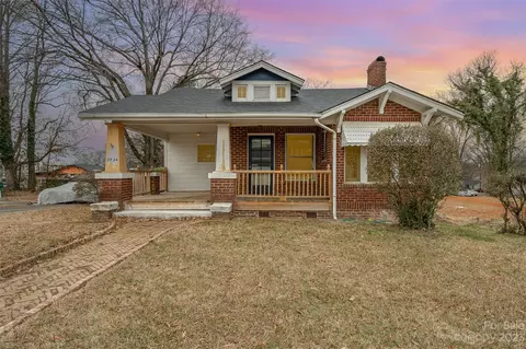 2524 Westerly Hills Dr, Charlotte, NC 28208