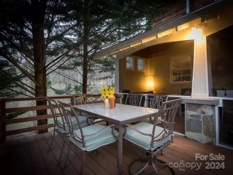 Exterior - 25 Pace St, Saluda, NC 28773 photo 5 of 13