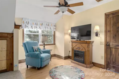 Living - 25 Pace St, Saluda, NC 28773 photo 6 of 7