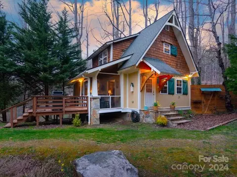 Exterior - 25 Pace St, Saluda, NC 28773 photo 1 of 13