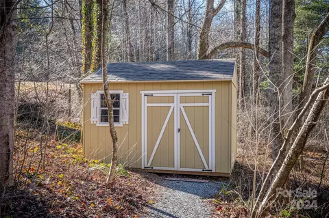 Exterior - 25 Pace St, Saluda, NC 28773 photo 12 of 13
