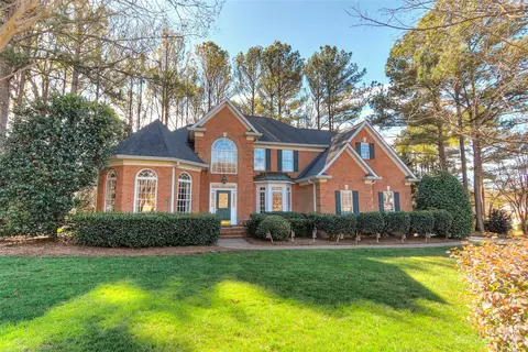13401 Chasewater Dr, Charlotte, NC 28277