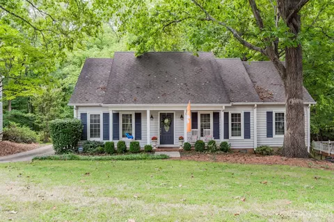 5707 All Saints Ln, Charlotte, NC 28226