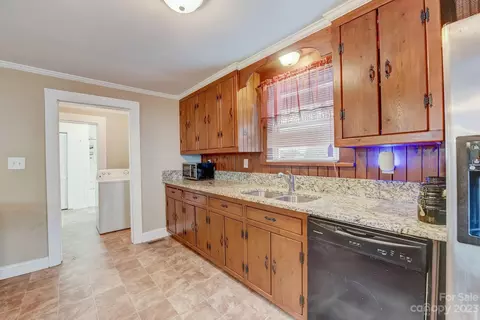 602 E 12th St, Kannapolis, NC 28083 photo 11