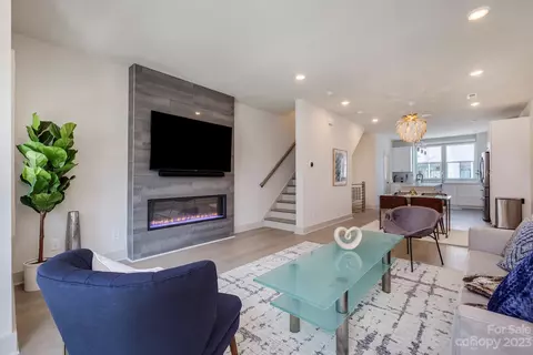 1017 Wesley Terrace Ave, Charlotte, NC 28208