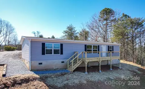 279 Lake Mountain View Dr, Marion, NC 28752