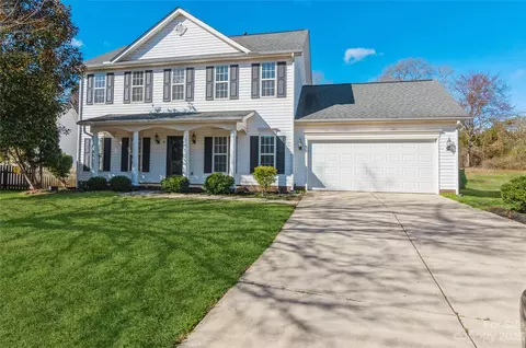 9221 Mitchell Glen Dr, Charlotte, NC 28277