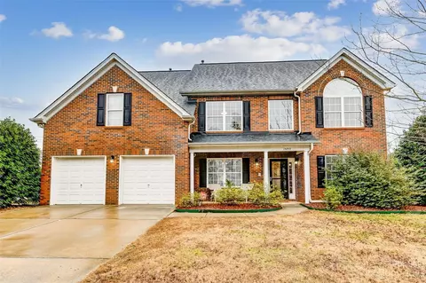 7680 Natalie Commons Dr, Denver, NC 28037