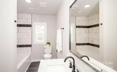 Bath - 333 E Hudson St, Monroe, NC 28112 photo 4 of 7