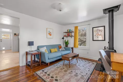 608 Barnard Rd, Marshall, NC 28753 photo 5
